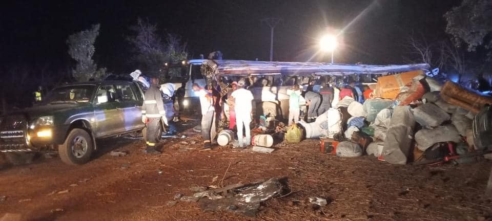 Grave acidente de viação faz 13 mortos no Snegal