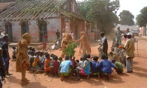 Bafatá: Crianças abandonam escola para fanado.