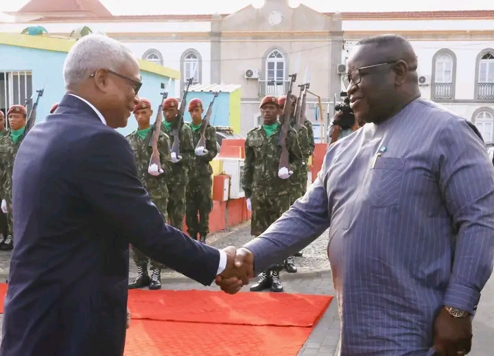 Maada Bio e José Maria Neves debatem relação entre CEDEAO e Aliança de Sahel
