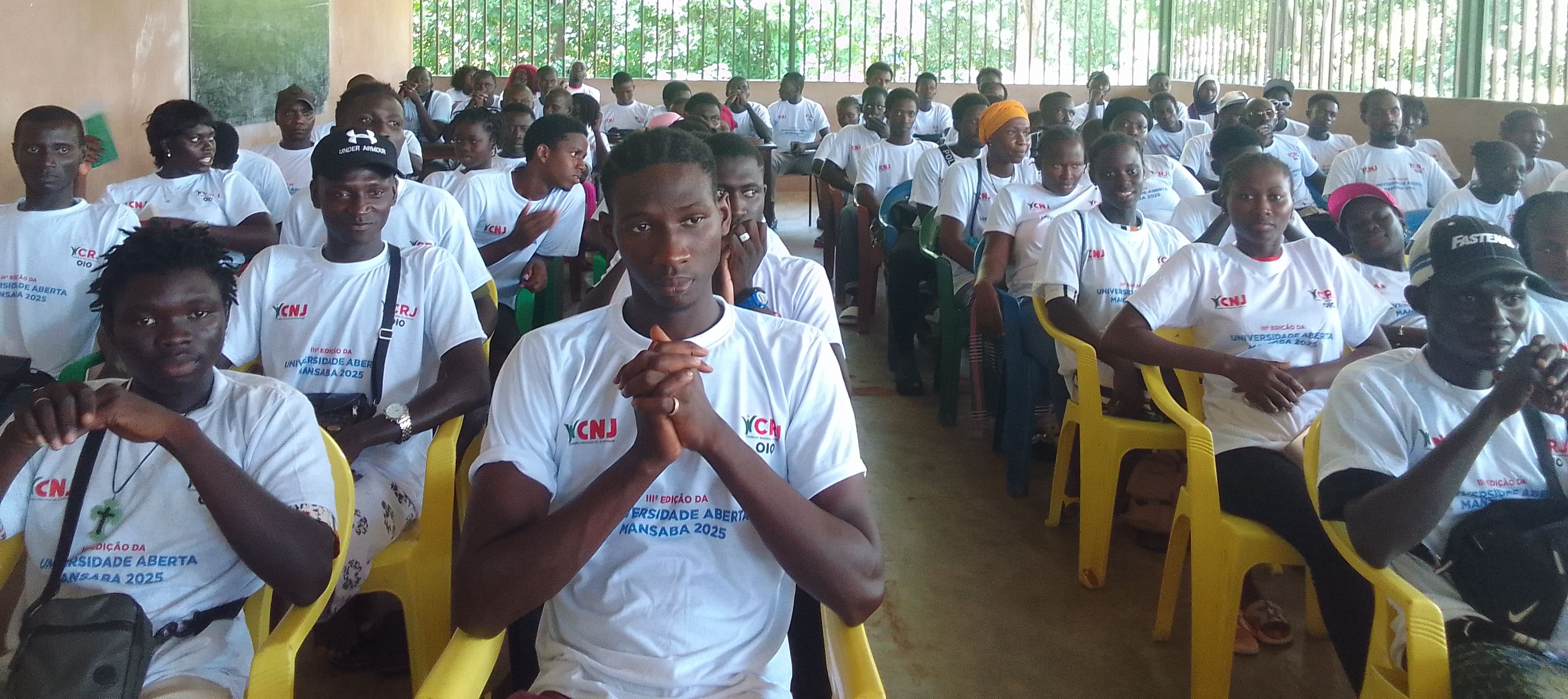 Oio: Juventude  desafiada a pôr fim o quadro negro dos direitos humanos