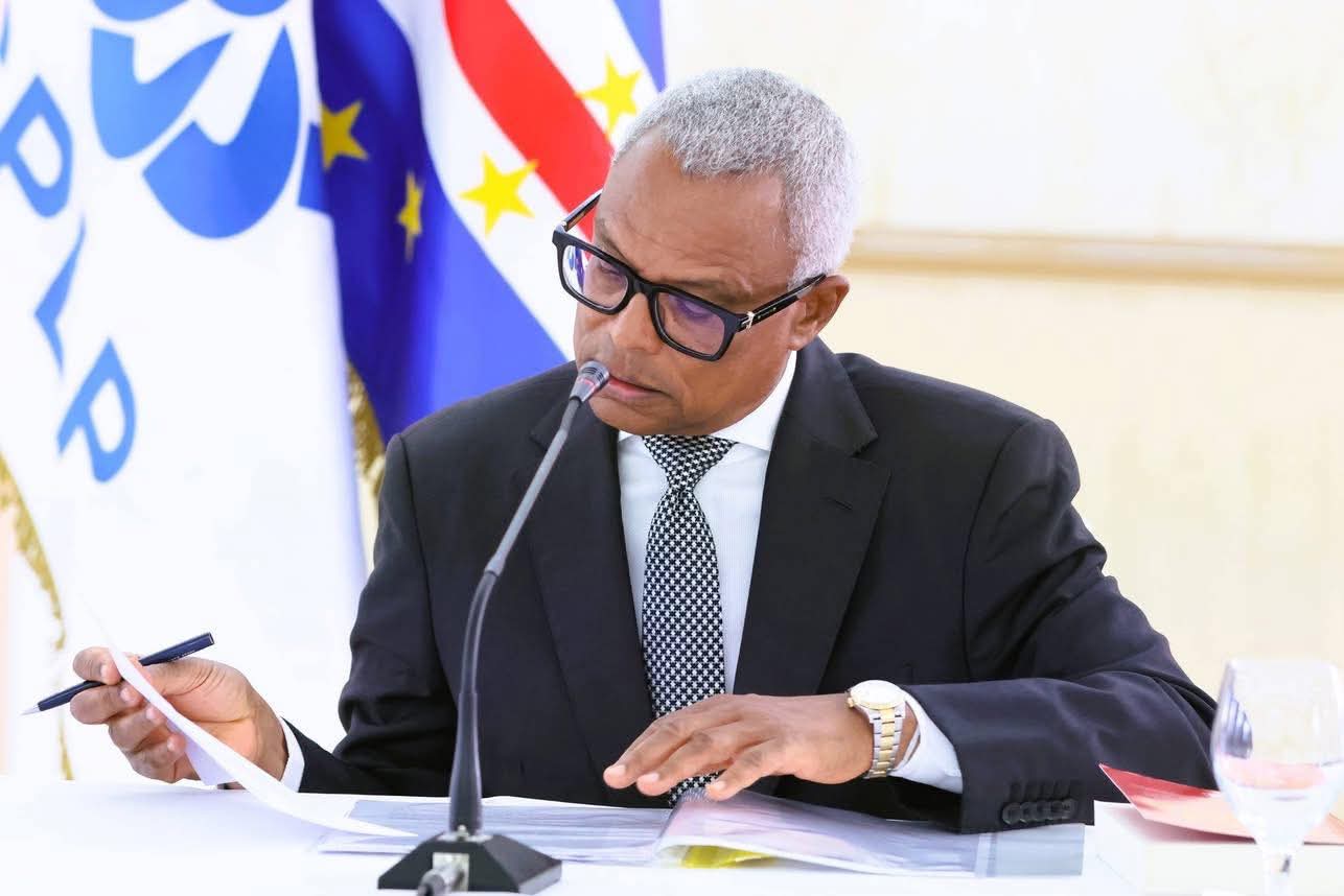 Cabo Verde: PR alerta para judicialização da política