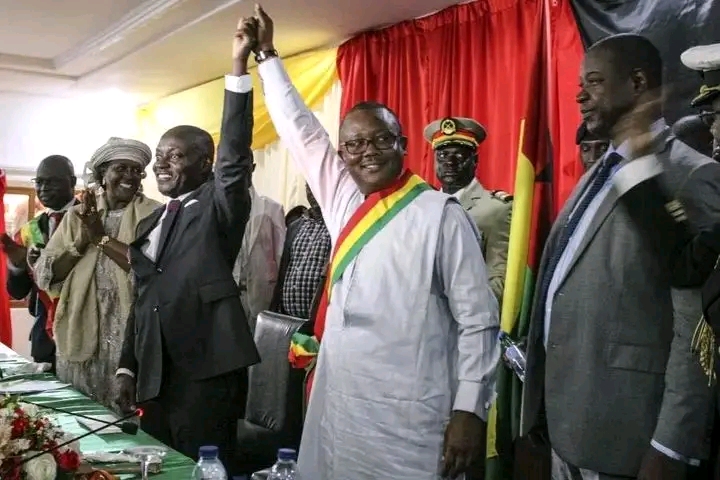 Seis anos de desencaminho e congelamento da Constituição