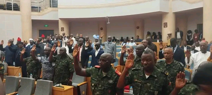 Guiné-Bissau à beira do abismo: Frente Única denuncia sequestro do estado